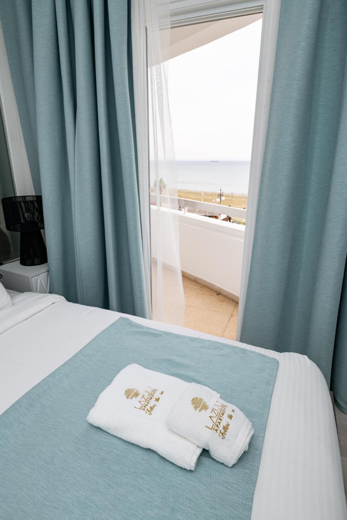 Lazuli Sea View Beachfront Ap 21 Lárnaca Exterior foto