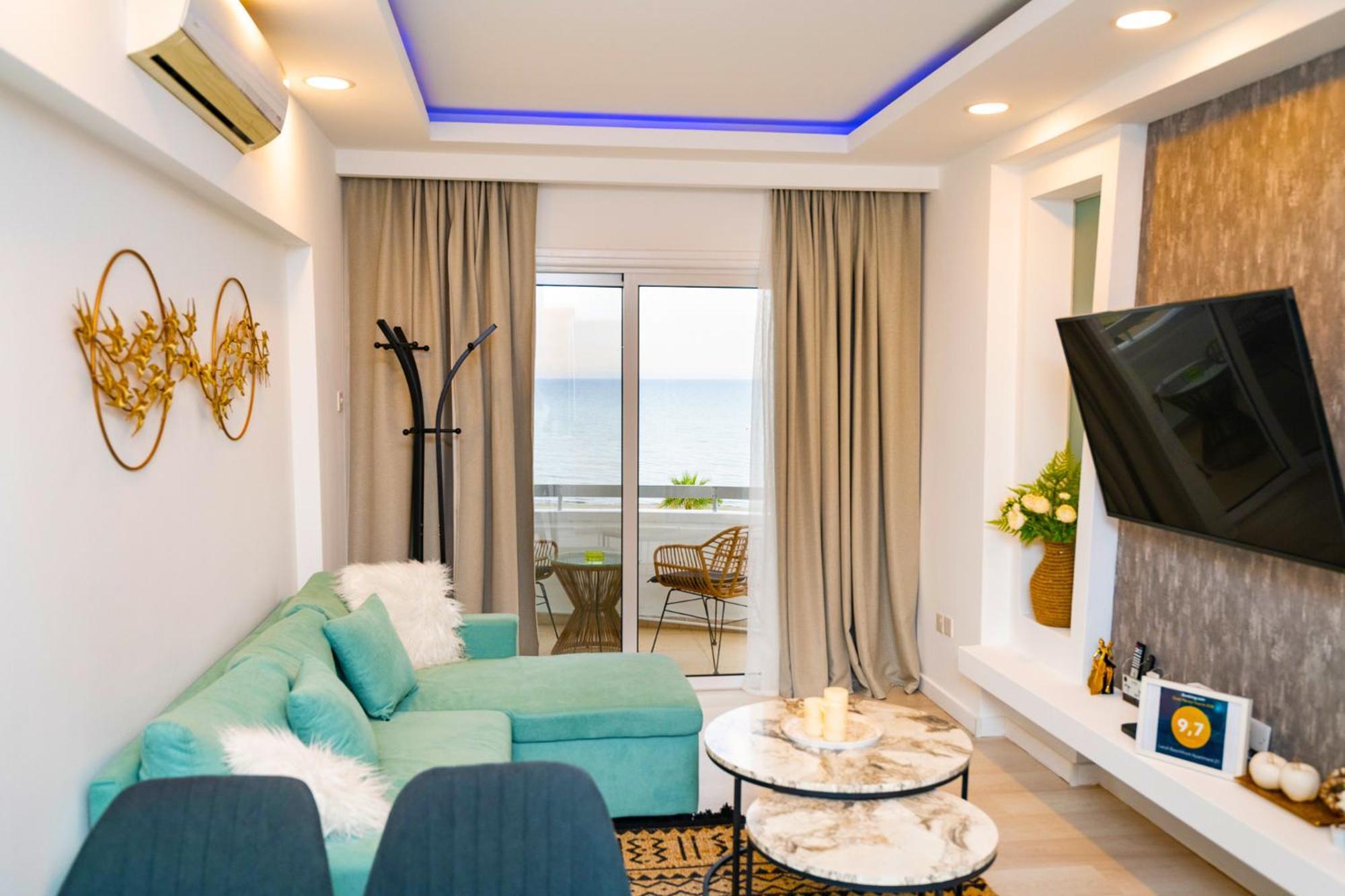 Lazuli Sea View Beachfront Ap 21 Lárnaca Exterior foto